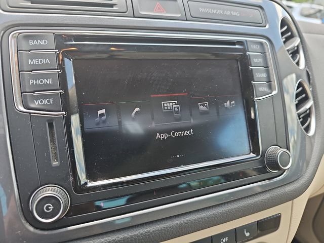 Used 2017 Volkswagen Tiguan Wolfsburg Edition AWD/4WD image 25
