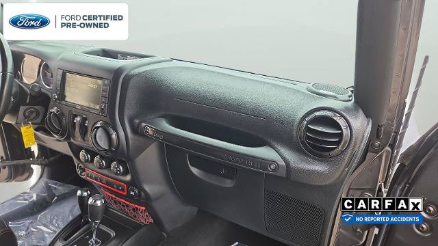 Used 2017 Jeep Wrangler Rubicon AWD/4WD image 24