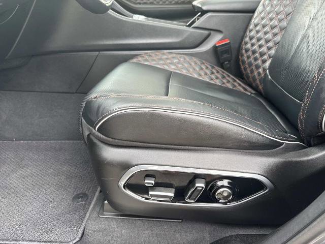 Used 2025 Jeep Grand Cherokee L Summit w/ Advanced Protech Group IV image 22