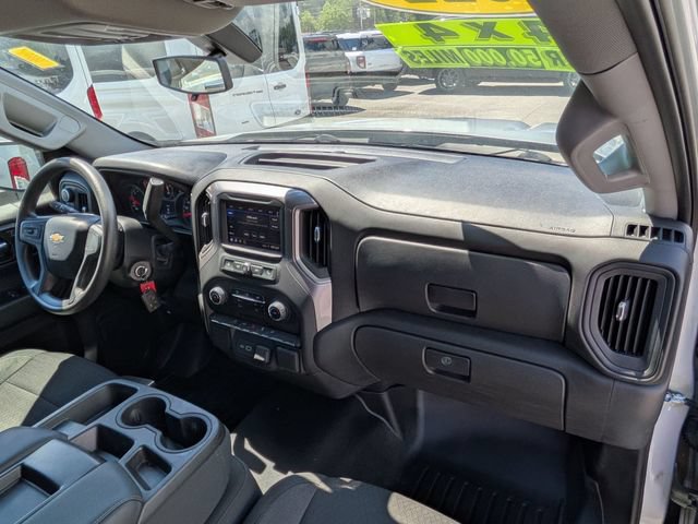 Used 2022 Chevrolet Silverado 1500 Custom w/ LPO, Dark Essentials Package AWD/4WD image 18