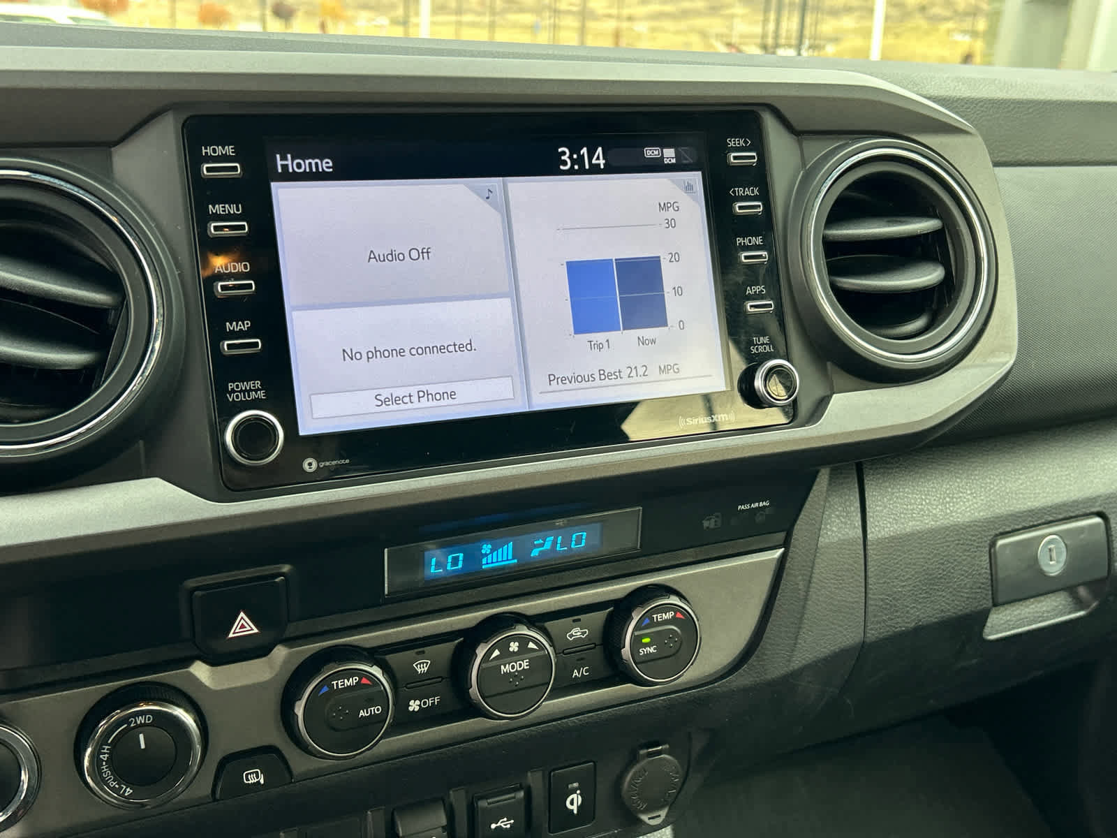 Used 2023 Toyota Tacoma TRD Off-Road image 34