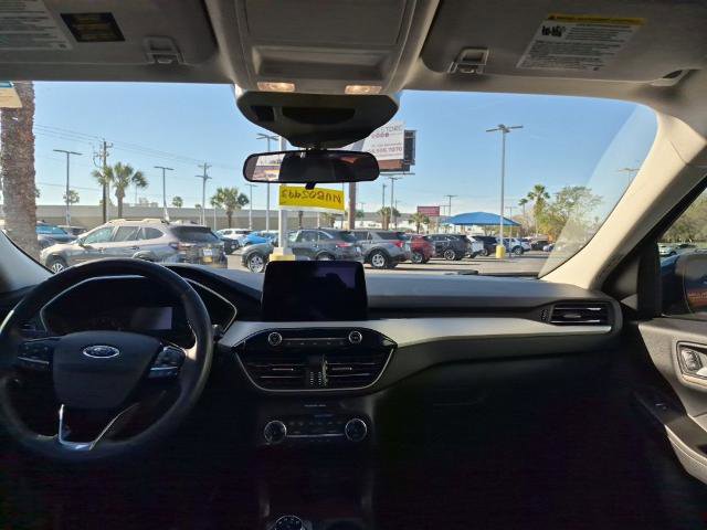 Certified 2022 Ford Escape SEL AWD/4WD image 11