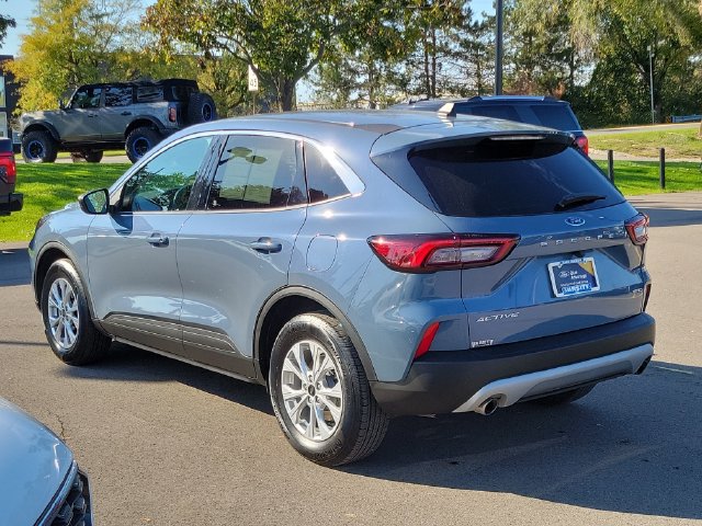 Certified 2023 Ford Escape Active AWD/4WD image 5