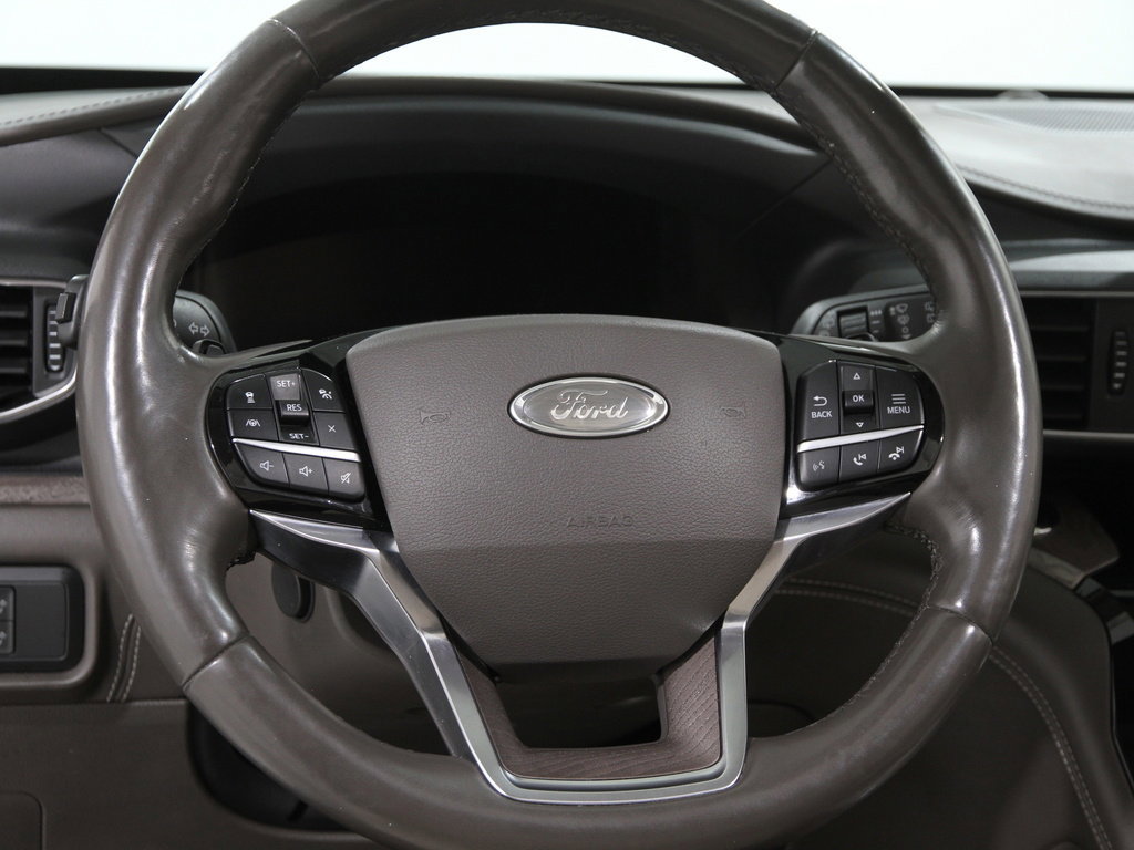 Certified 2021 Ford Explorer Platinum w/ Equipment Group 601A image 8