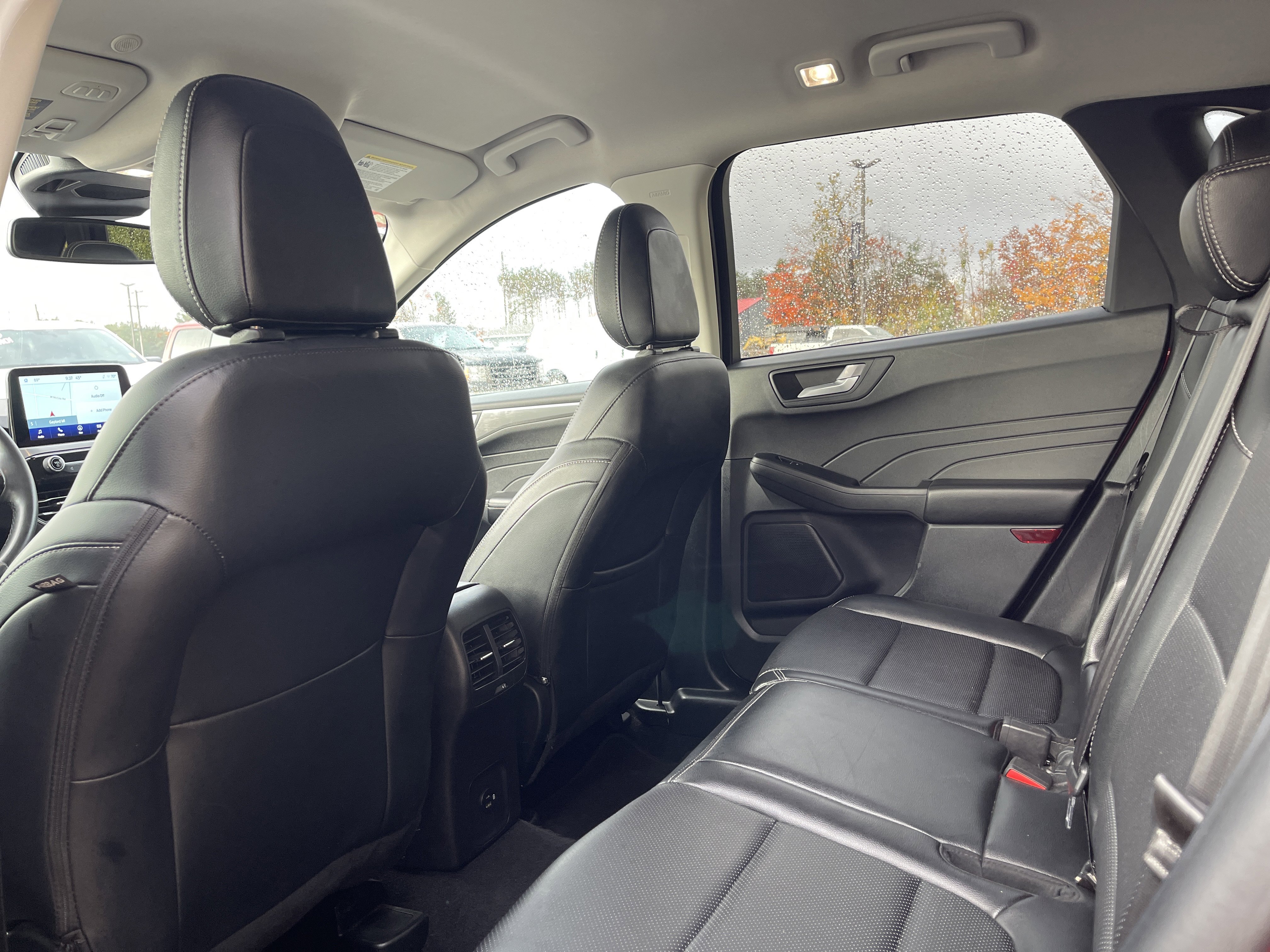 Certified 2022 Ford Escape Titanium image 10