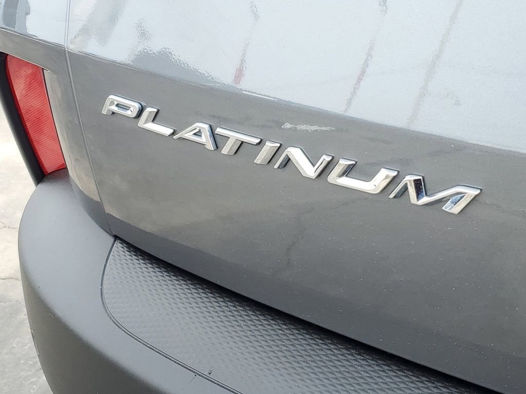 Certified 2025 Ford Escape Platinum AWD/4WD image 35
