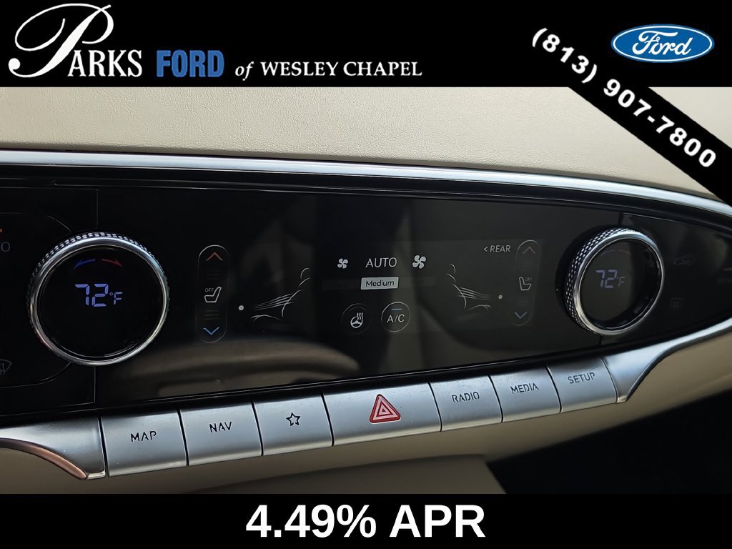 Used 2023 Genesis GV70 2.5T w/ Select Package AWD/4WD image 25