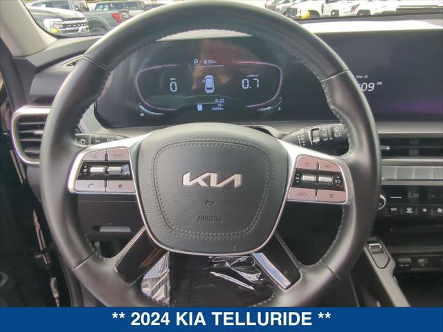 Used 2024 Kia Telluride S AWD/4WD image 13