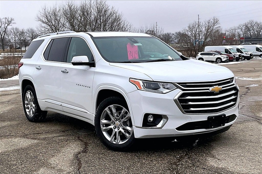Used 2019 Chevrolet Traverse High Country image 3