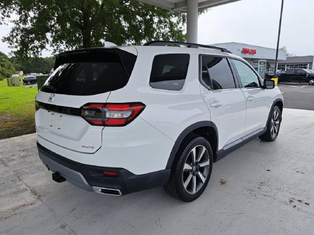 Used 2024 Honda Pilot Elite image 6