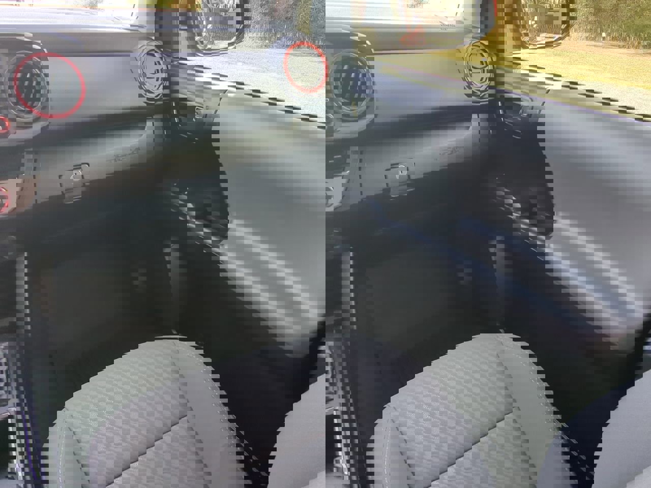 Used 2021 Toyota Tacoma SR image 15