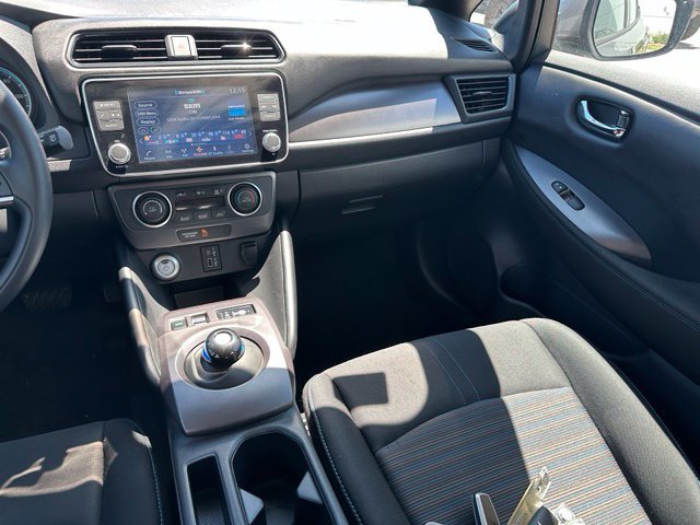 Used 2025 Nissan Leaf S FWD image 13