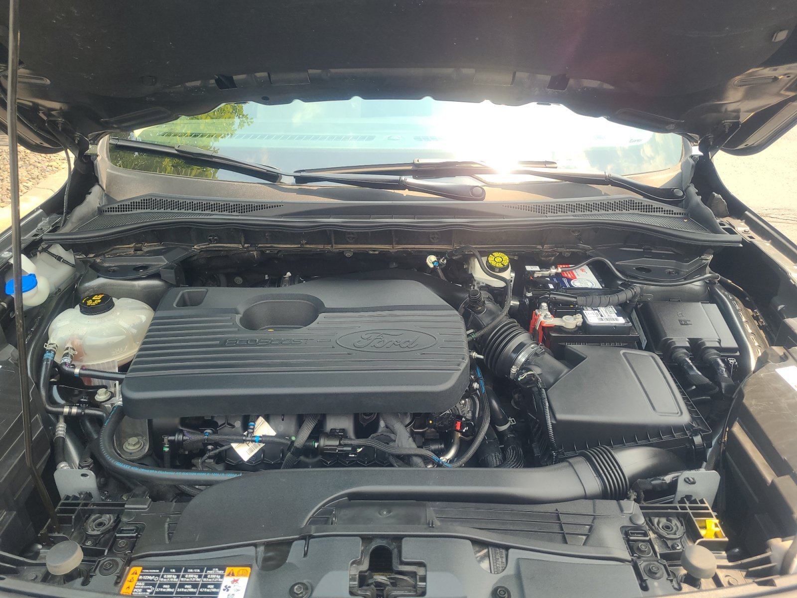 Certified 2020 Ford Escape Titanium AWD/4WD image 21
