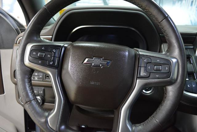 Used 2022 Chevrolet Suburban Z71 w/ Luxury Package AWD/4WD image 20