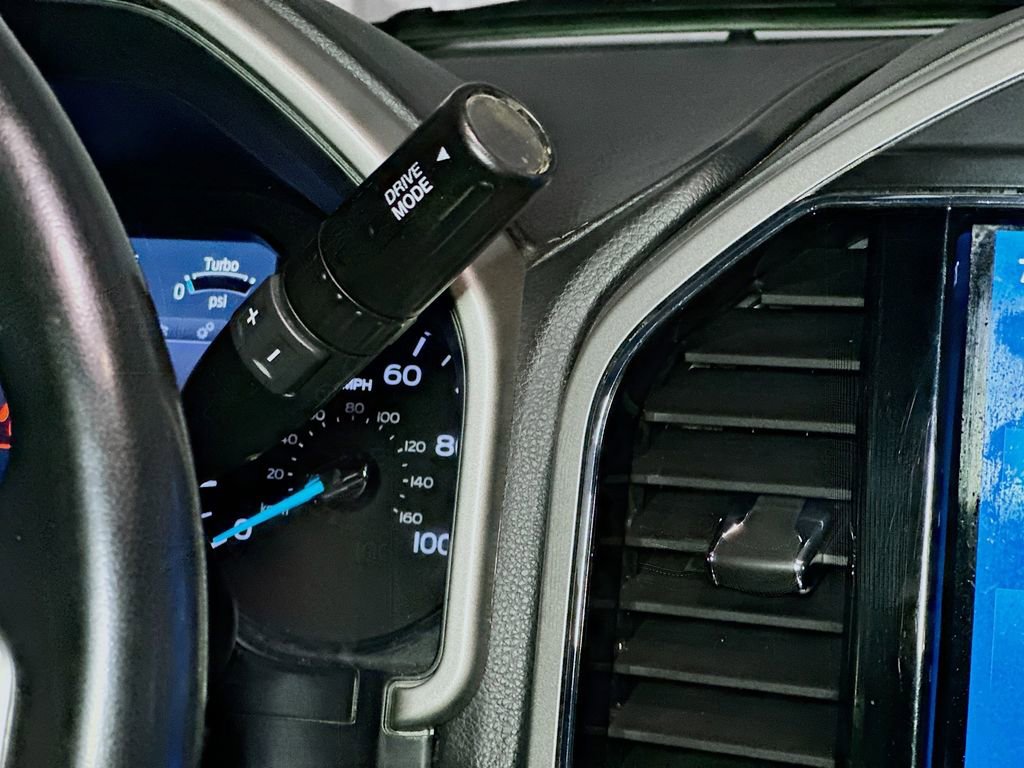 Certified 2022 Ford F250 Lariat w/ Lariat Ultimate Package AWD/4WD image 17