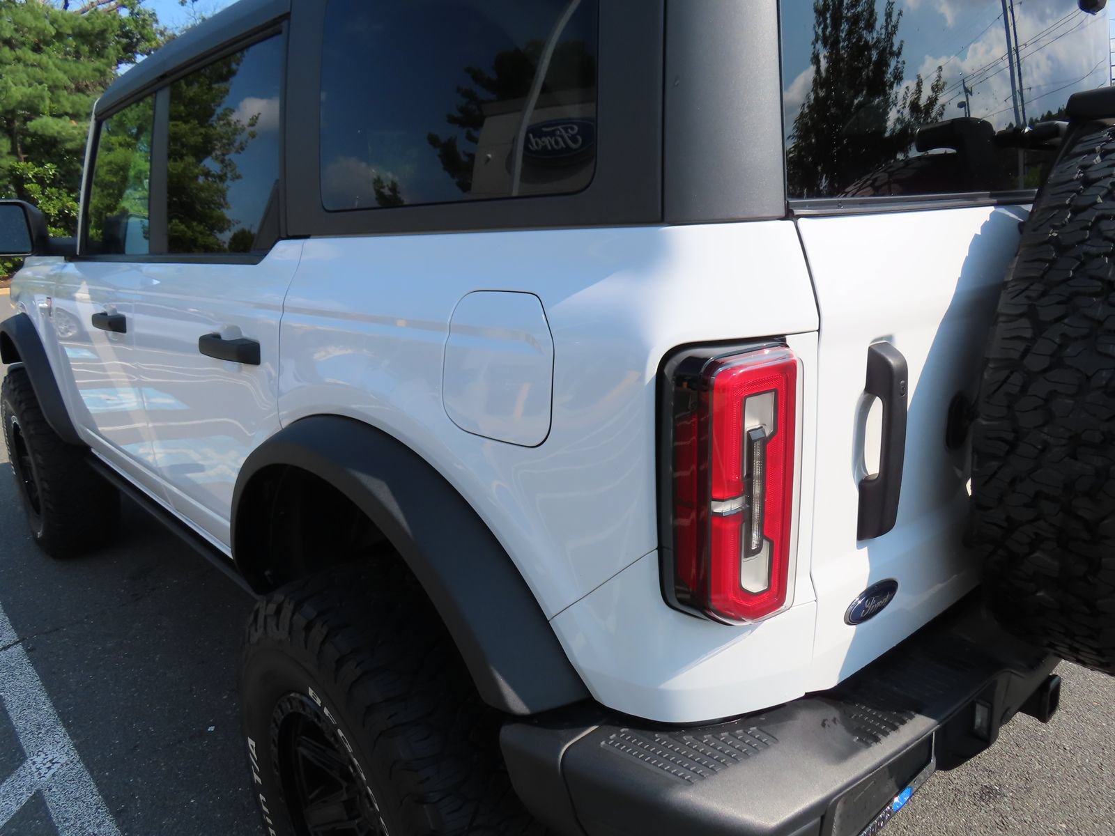 Certified 2023 Ford Bronco Badlands AWD/4WD image 11