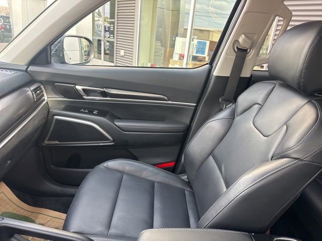Used 2025 Kia Telluride S AWD/4WD image 31