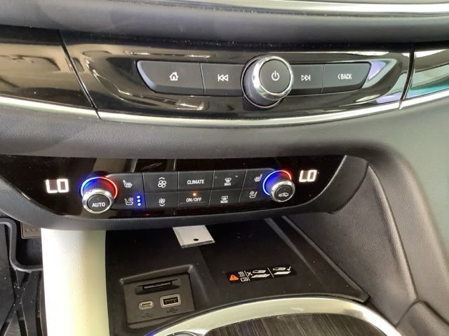 Used 2023 Buick Enclave Avenir w/ Avenir Technology Package image 25