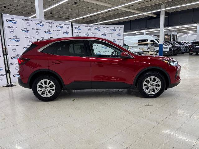 Certified 2023 Ford Escape Active w/ Tech Pack #2 image 6
