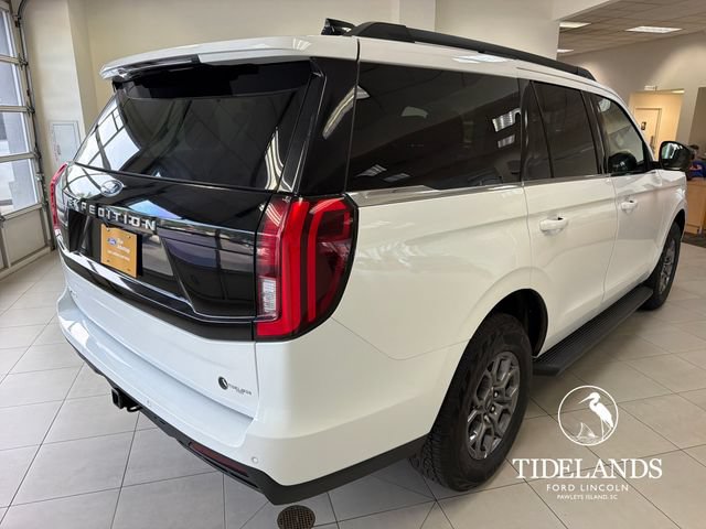 Certified 2025 Ford Expedition Active AWD/4WD image 9