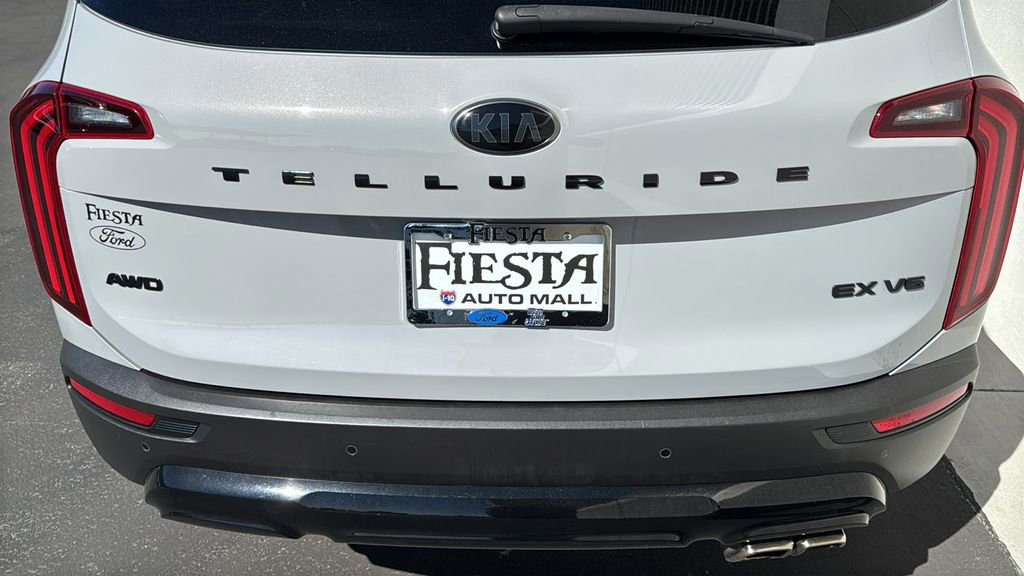 Used 2021 Kia Telluride EX w/ EX Premium Package image 3