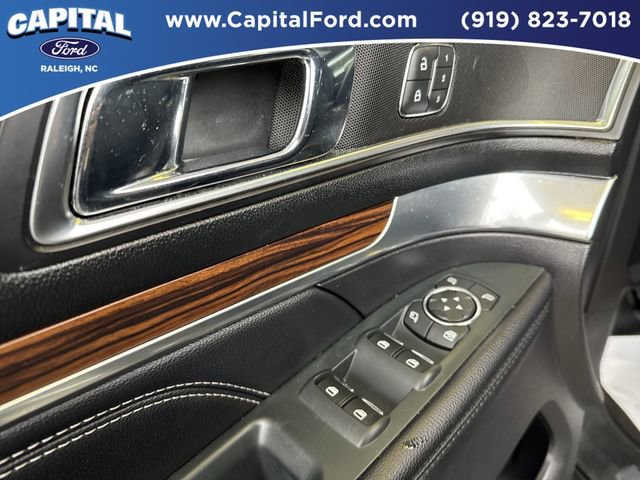 Certified 2019 Ford Explorer Limited w/ Ford Safe & Smart Package image 21