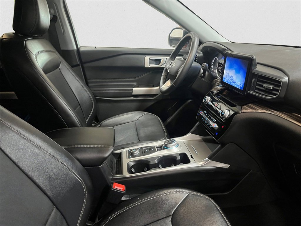 Certified 2024 Ford Explorer Limited image 15