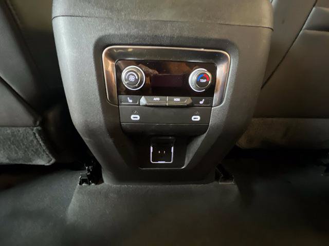 Used 2021 Chevrolet Tahoe LT w/ LT Signature Package RWD image 31