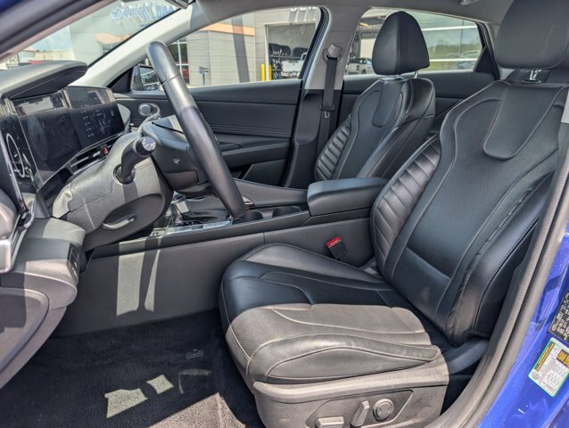 Used 2024 Hyundai Elantra Limited FWD image 10