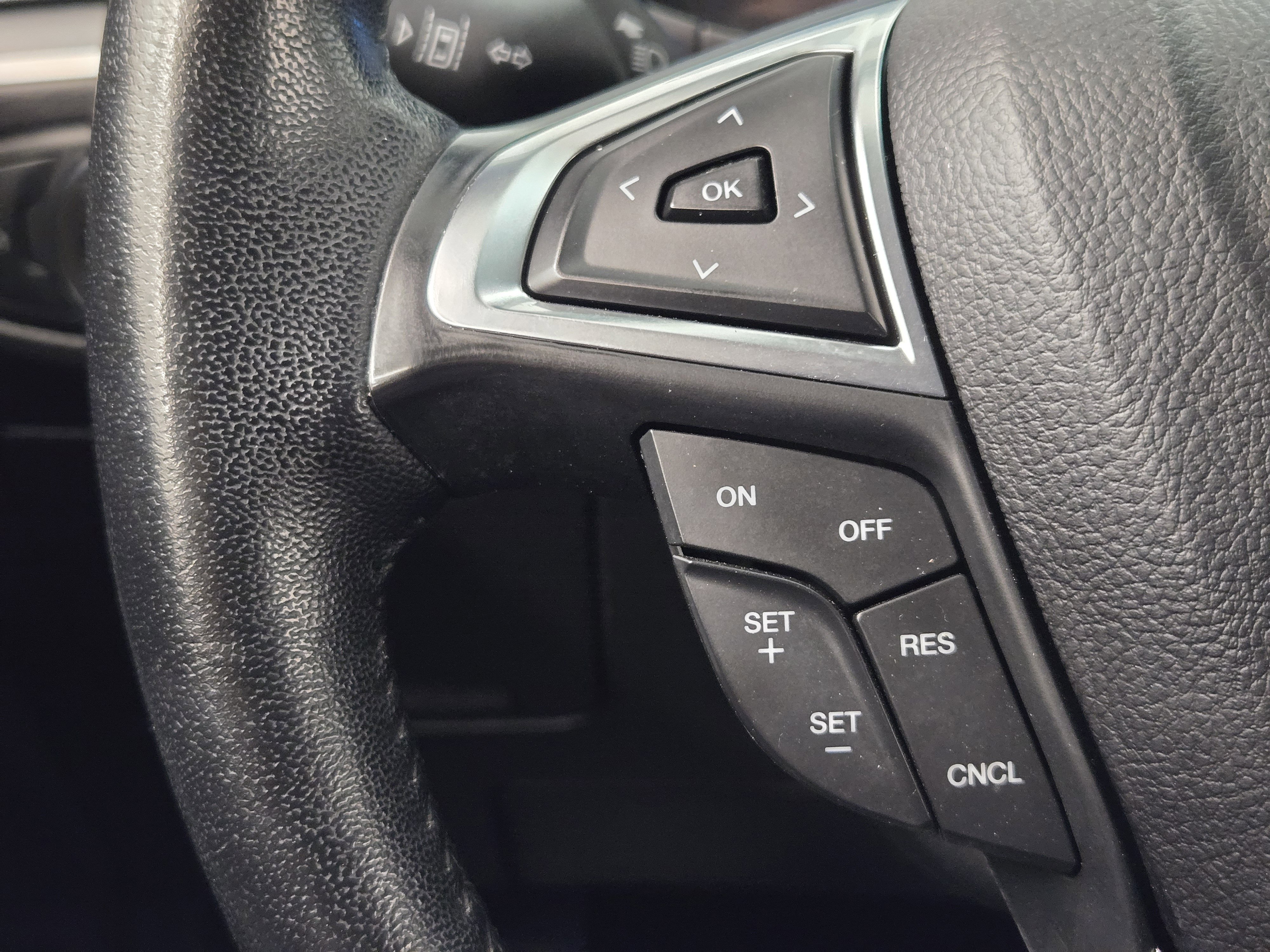 Certified 2023 Ford Edge SEL AWD/4WD image 27