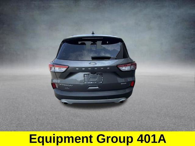 Certified 2022 Ford Escape Titanium AWD/4WD image 4