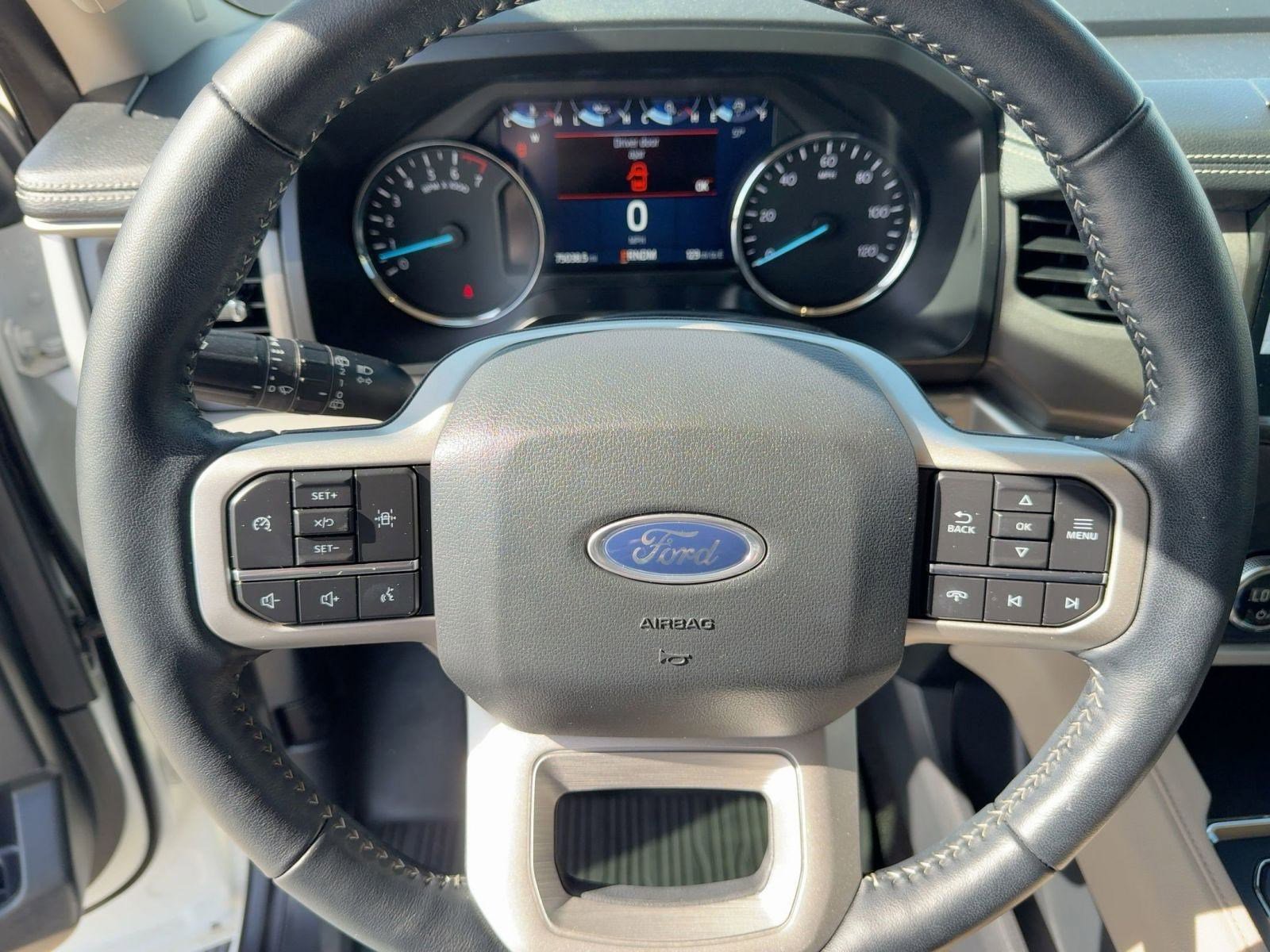 Certified 2022 Ford Expedition XLT image 13