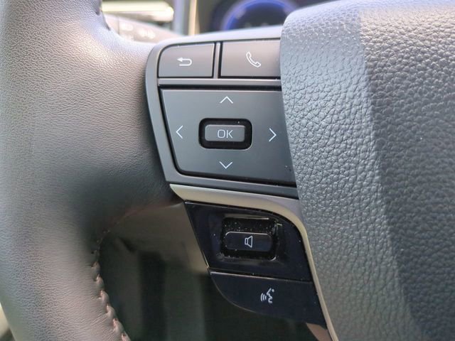 Used 2025 Toyota Camry XLE w/ Premium Plus Package FWD image 25