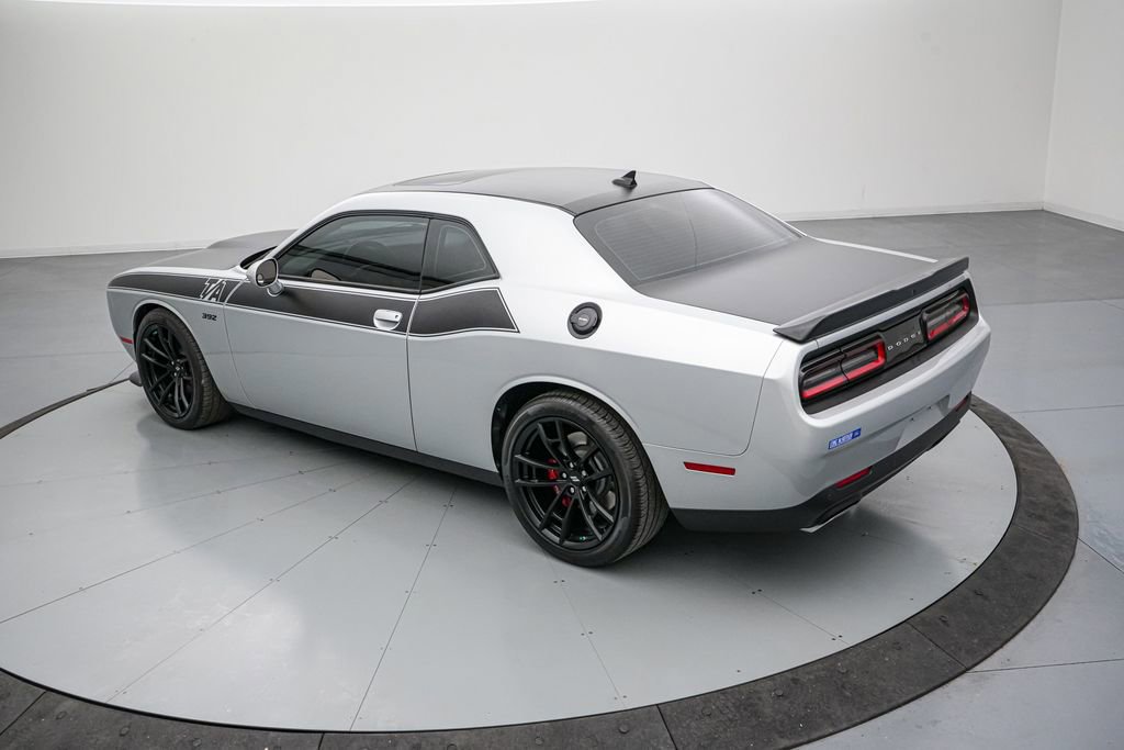Used 2022 Dodge Challenger R/T Scat Pack w/ T/A Package RWD video 3