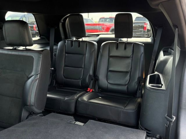 Certified 2018 Ford Explorer XLT w/ XLT Appearance Package AWD/4WD image 22