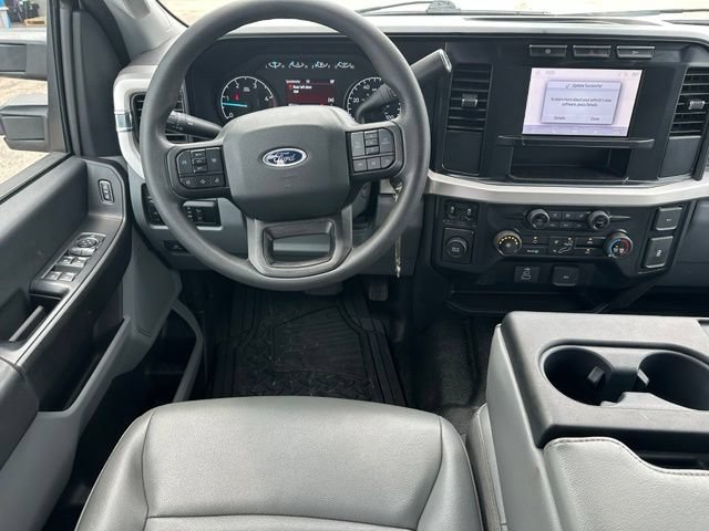 Certified 2024 Ford F550 2WD Crew Cab Super Duty image 10
