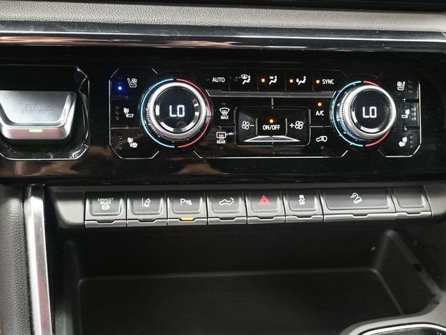 Used 2024 GMC Sierra 2500 AT4 w/ Max Trailering Package AWD/4WD image 12