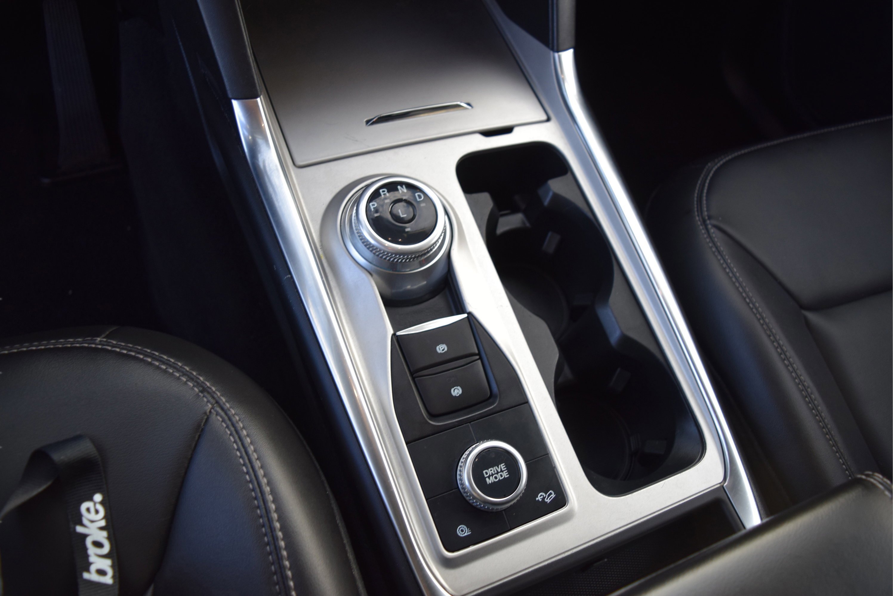 Certified 2023 Ford Explorer XLT w/ Equipment Group 202A image 13