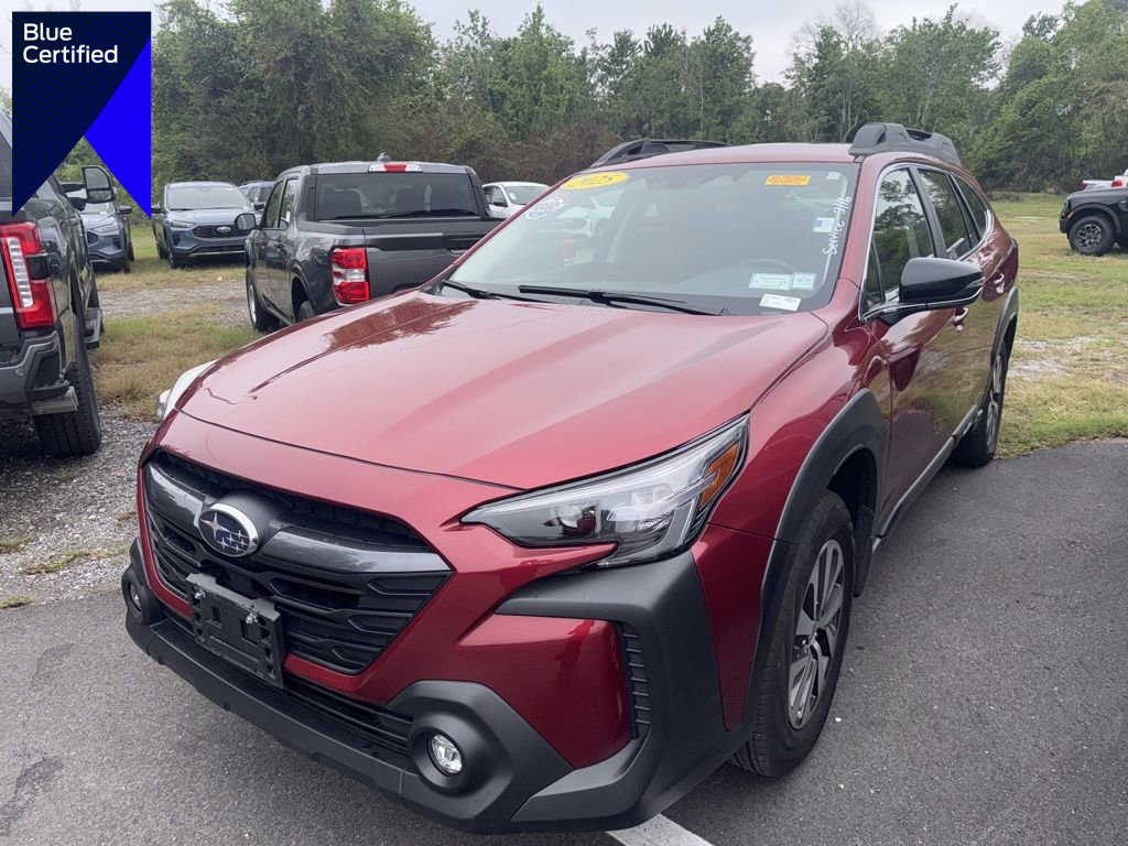 Used 2025 Subaru Outback Premium image 1