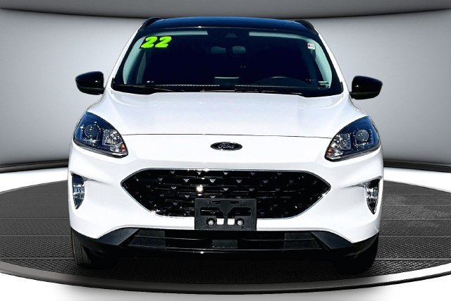 Certified 2022 Ford Escape SEL w/ SEL Stealth AWD Package image 2