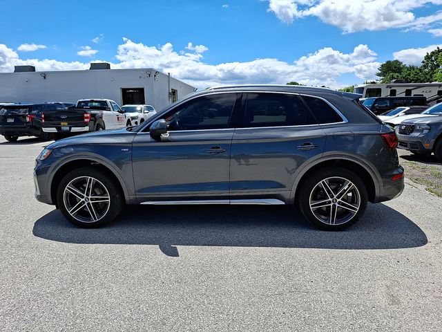 Used 2021 Audi Q5 e Premium Plus w/ Premium Plus Package AWD/4WD image 6