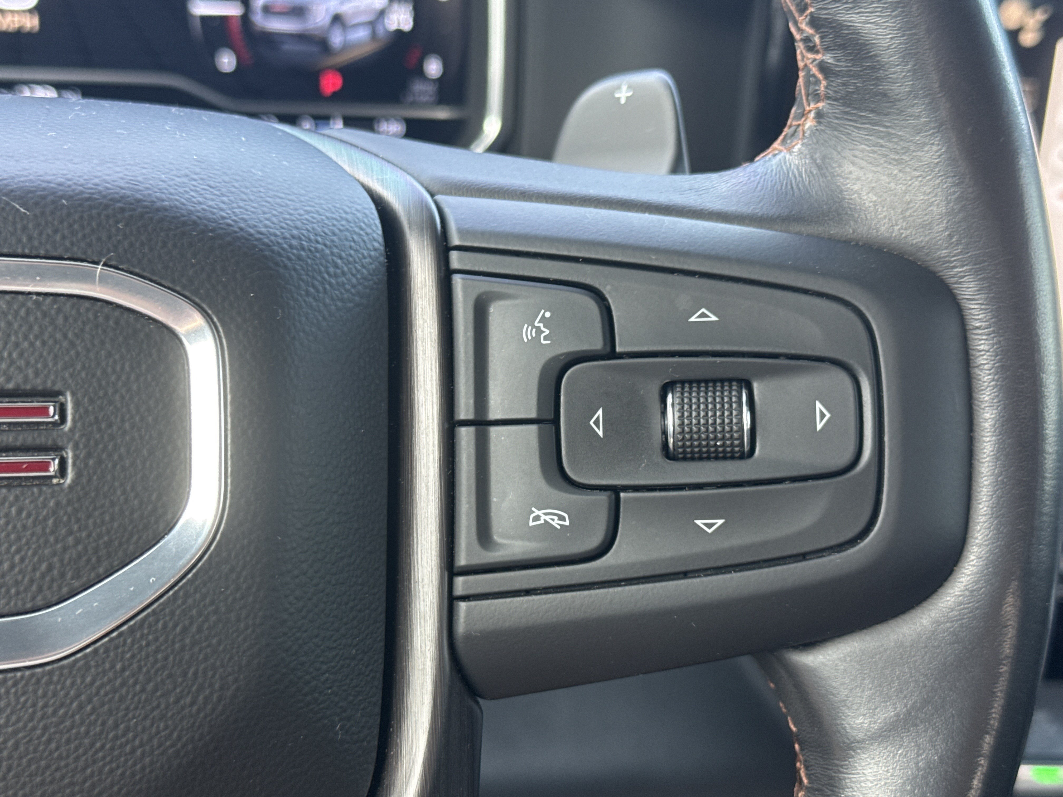 Used 2022 GMC Sierra 1500 AT4 w/ AT4 Premium Package AWD/4WD image 17