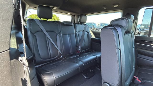 Used 2024 Jeep Wagoneer 4WD w/ Convenience Group I image 14
