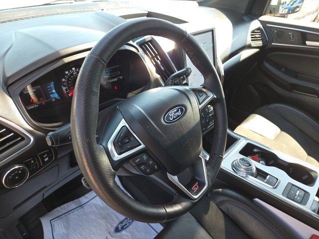 Certified 2024 Ford Edge ST w/ Equipment Group 401A image 29