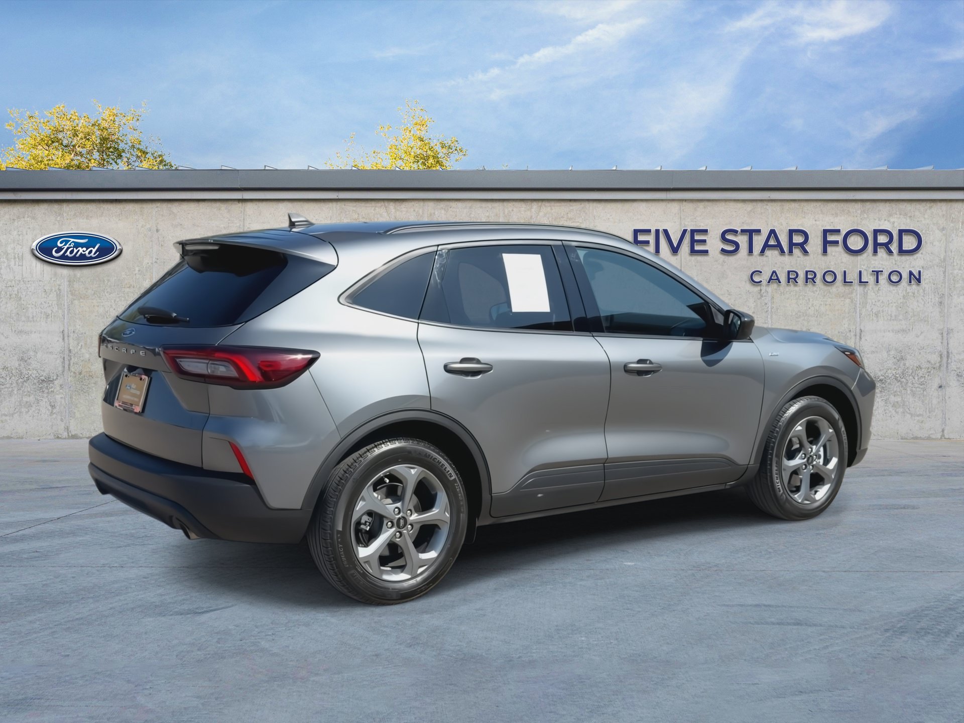 Certified 2025 Ford Escape ST-Line FWD image 8