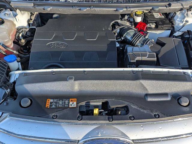 Certified 2018 Ford Edge SEL w/ Equipment Group 201A AWD/4WD image 15