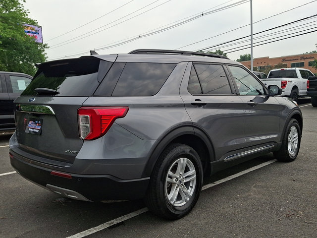 Certified 2023 Ford Explorer XLT w/ Equipment Group 202A AWD/4WD image 10