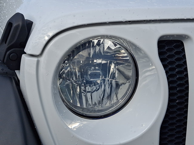 Used 2018 Jeep Wrangler Unlimited Sport S AWD/4WD image 14