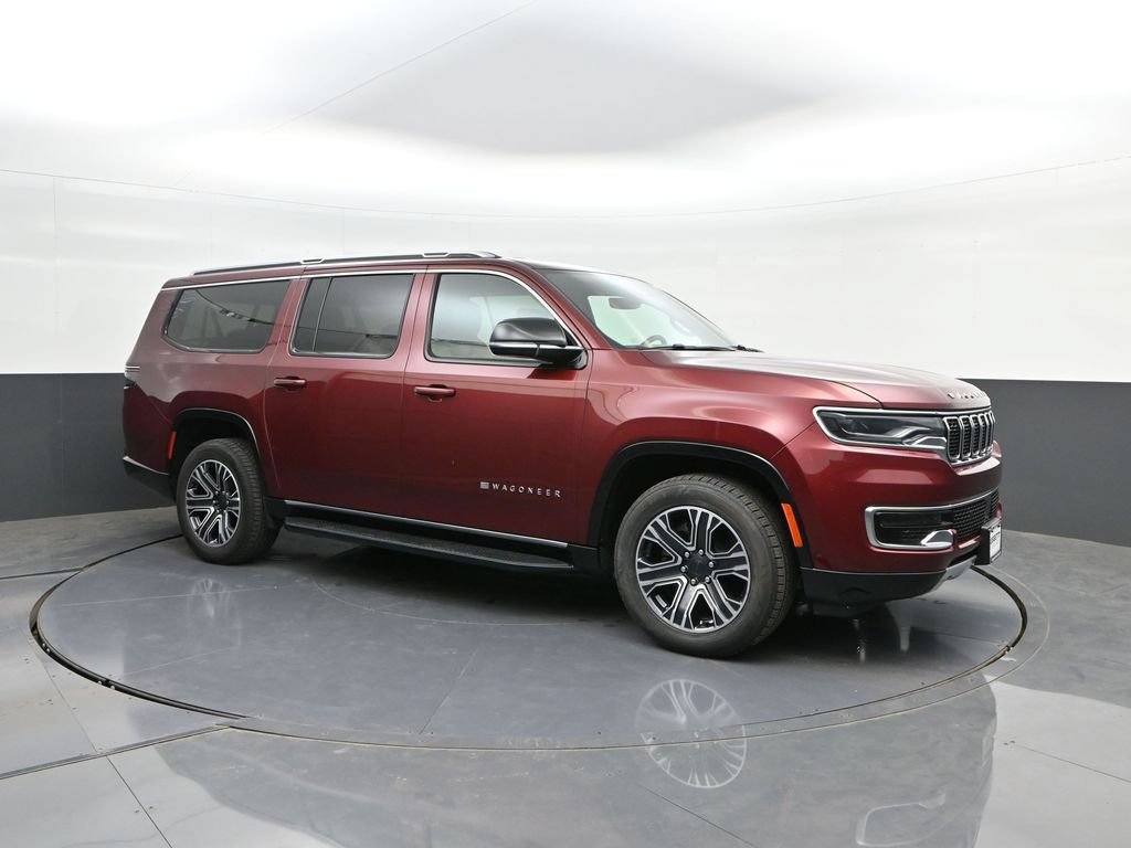 Used 2024 Jeep Wagoneer L Series II w/ Flexible Seating Group RWD image 17