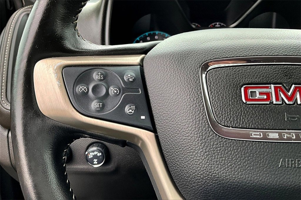 Used 2022 GMC Canyon Denali image 19